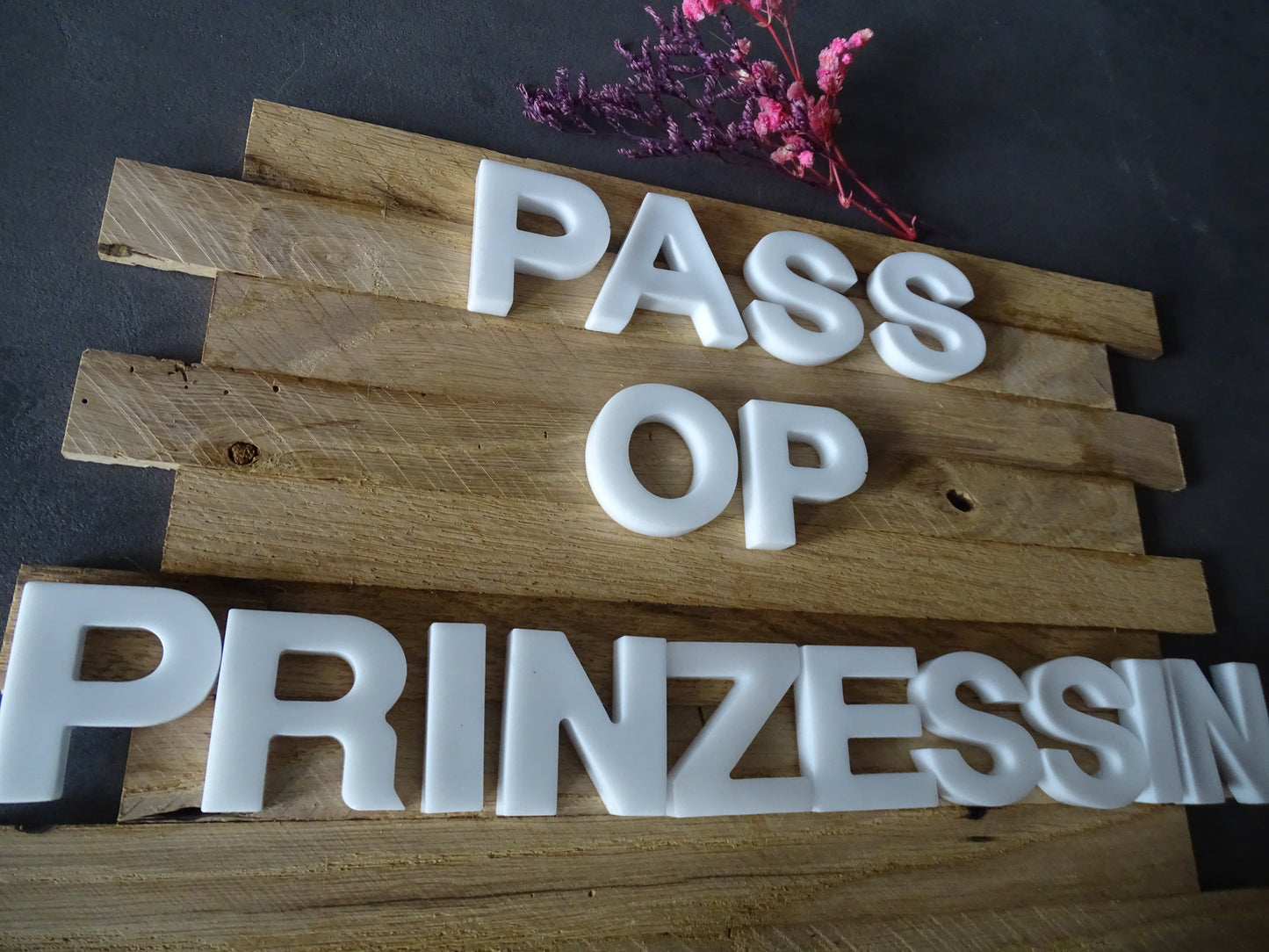 Pass op Prinzessin - Karnevals Dekoration - Resin trifft Holz