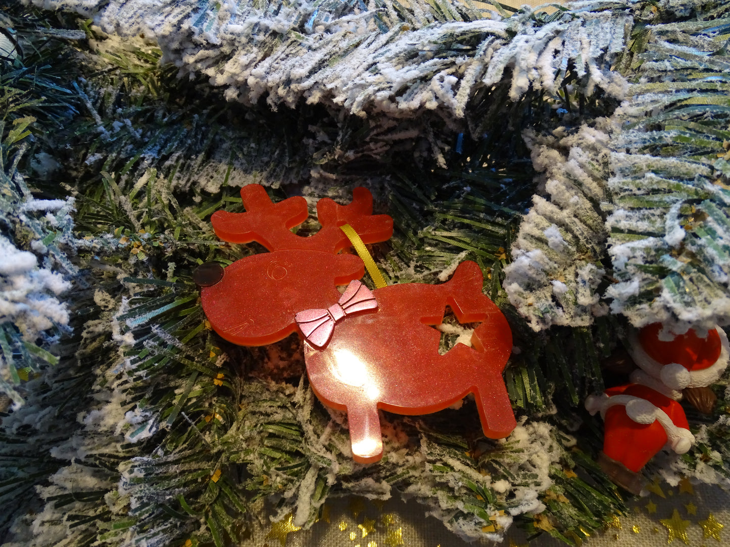 Großer Rentier-Baumschmuck – Weihnachtsanhänger in Gold, Silber, Rot & Champagner-Beige und weiß-lila