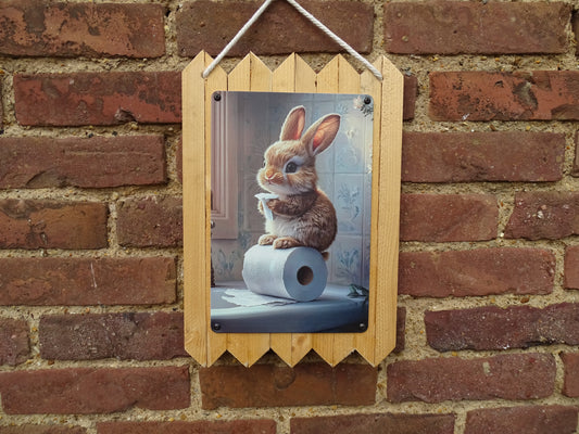 Blechschild " Hase auf Klorolle " Badezimmer Deko / Gäste Wc - Handgefertigt auf Altholz