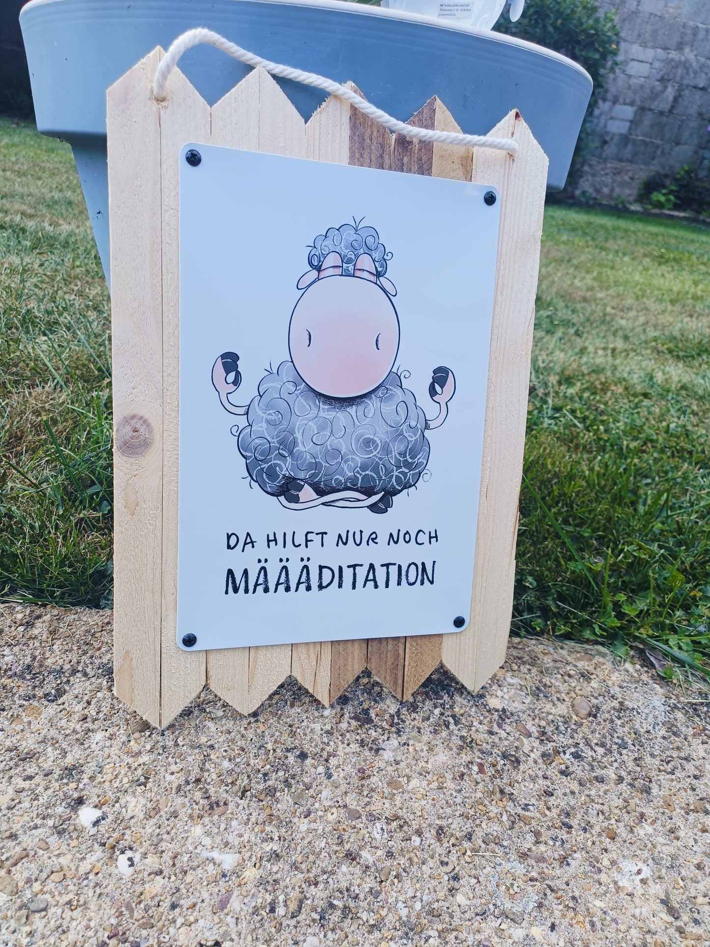 Blechschild - Altholz - Da hilft nur noch Määääditation