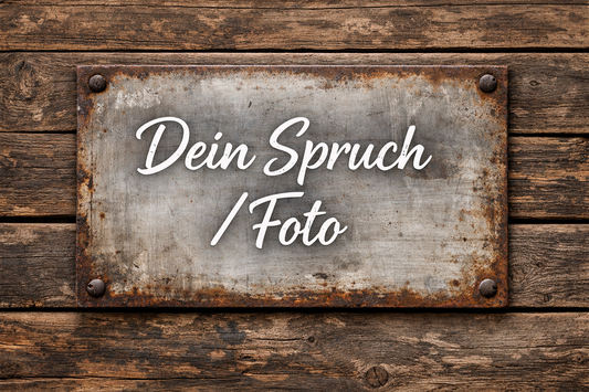 Dein Individuelles Blechschild auf Altholz – personalisiert & handgemacht Hochformat