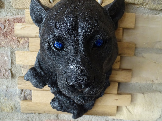 Pantherkopf aus Kunstharz – einzigartig und handgefertigt 🖤