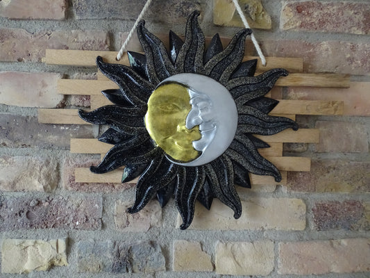 Sonne Mond Deko Kunstharz auf Holz | Handgemacht | Wanddeko Unikat“