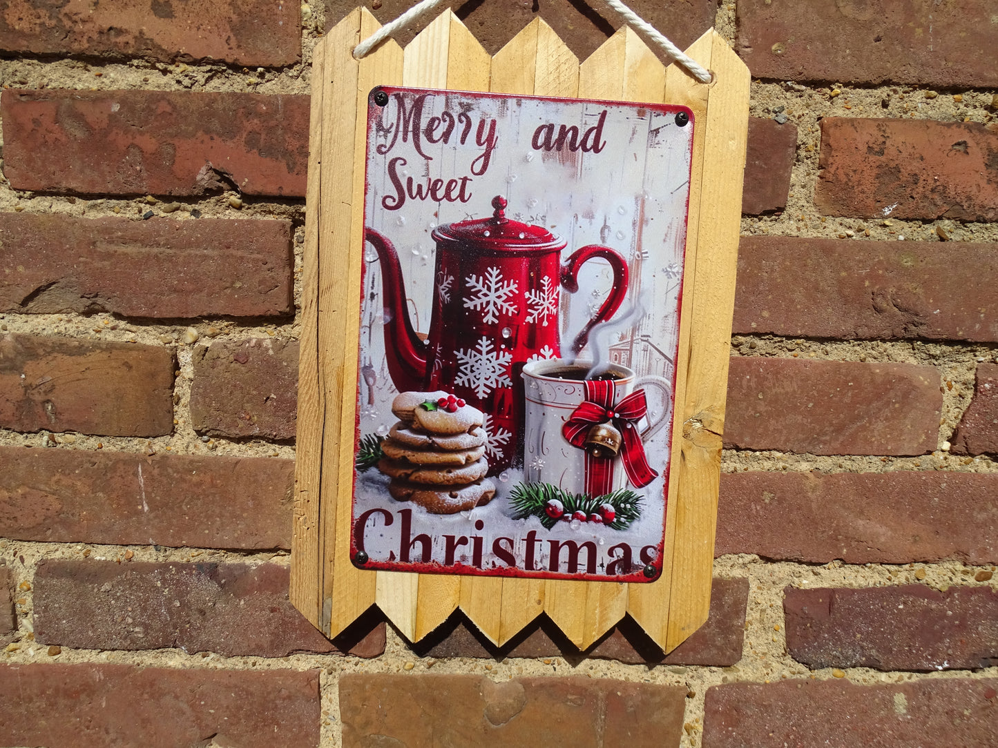 Merry and sweet Christmas - Teekanne und Kekse   - personalisierte Weihnachtsdeko - Blechschild - handgefertigt auf Altholz