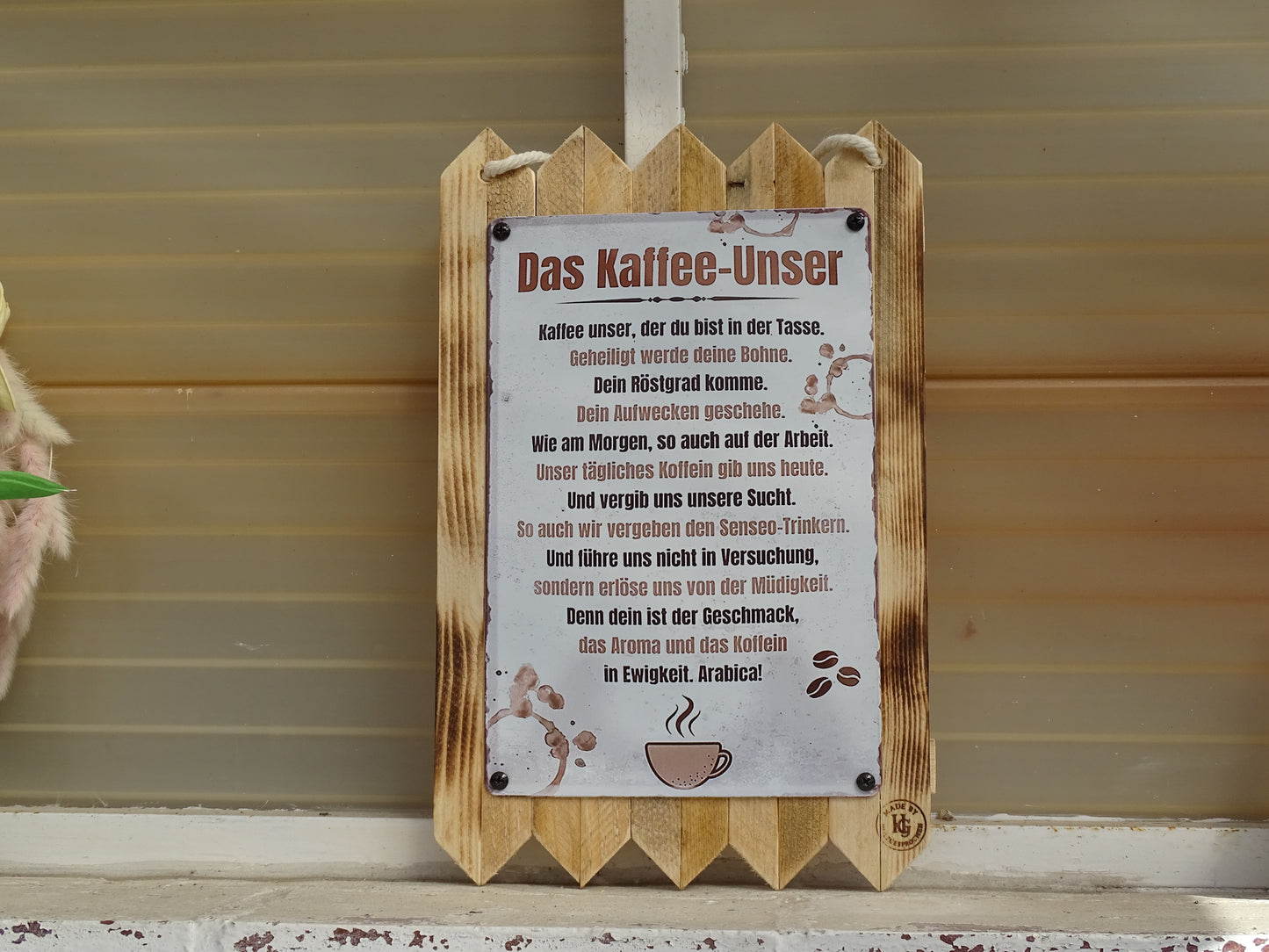 Blechschild Spruch  „Kaffee Unser, das Ultimative Deko Schild für Kaffee Liebhaber, auf Altholz Wanddeko Küche & Büro 40 x 25 cm