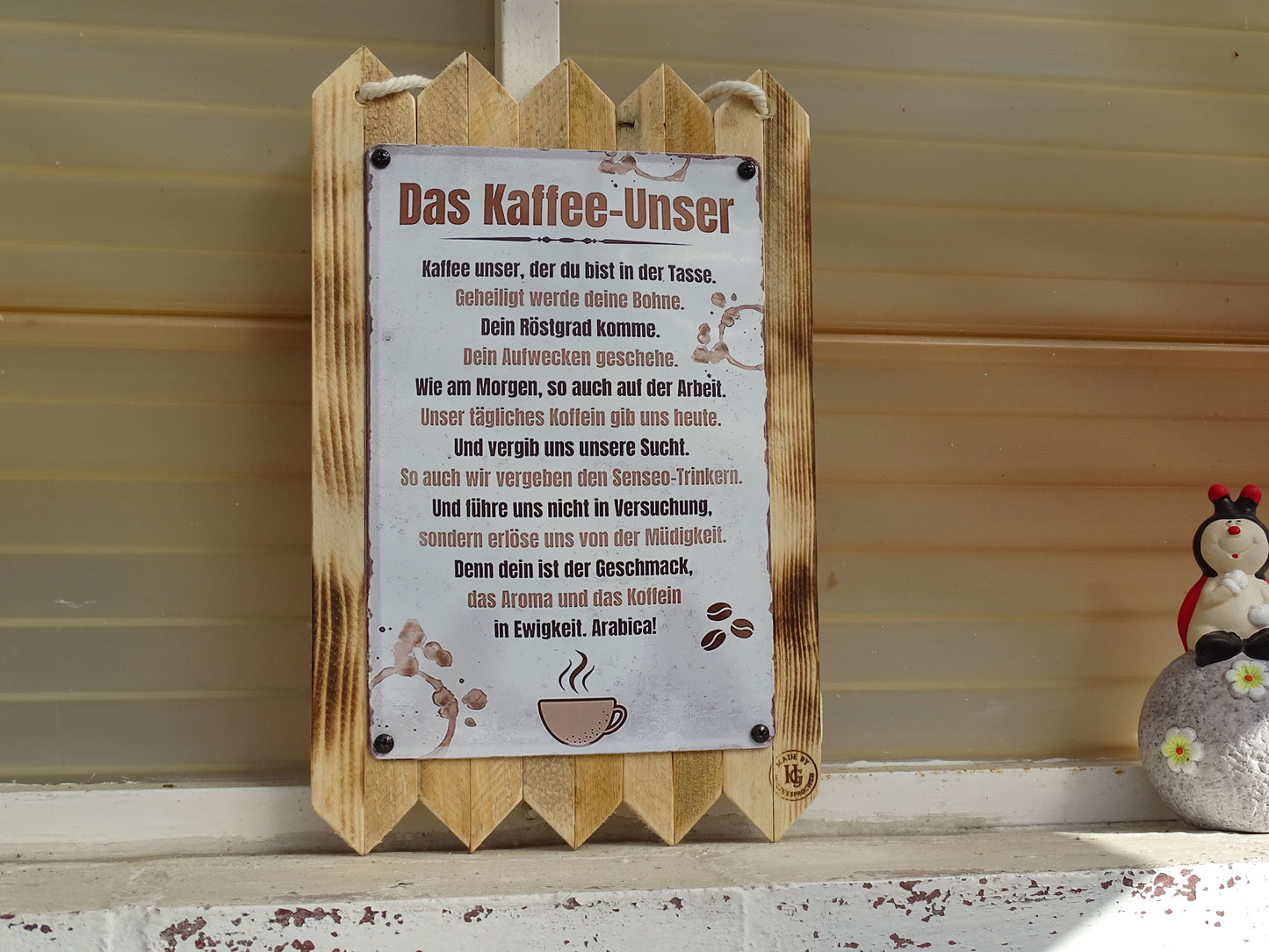 Blechschild Spruch  „Kaffee Unser, das Ultimative Deko Schild für Kaffee Liebhaber, auf Altholz Wanddeko Küche & Büro 40 x 25 cm