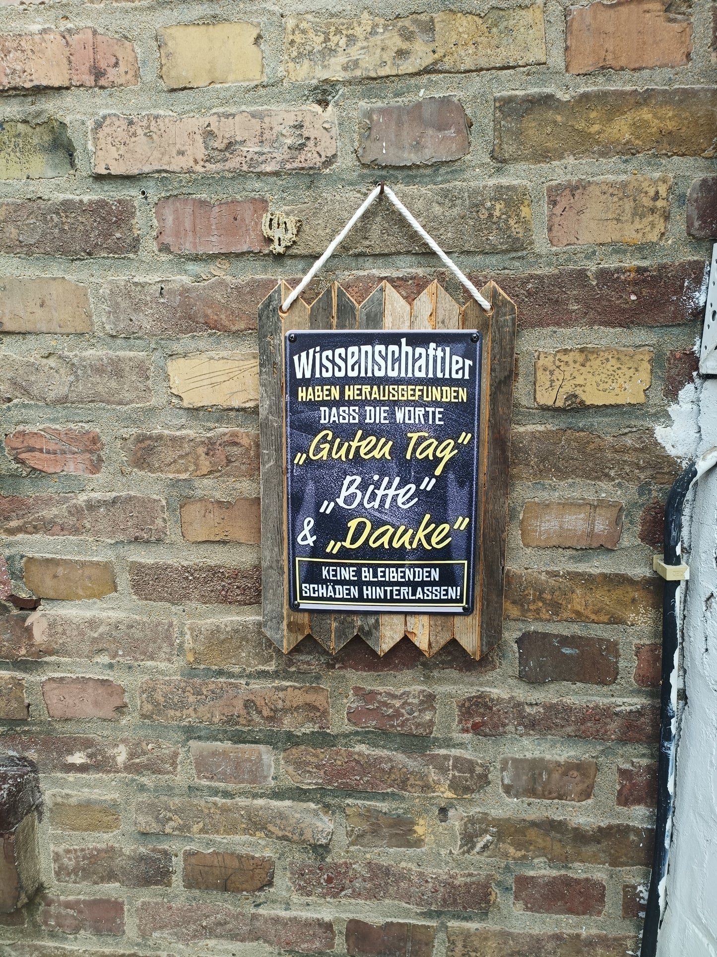 Blechschild " Wissenschaftler haben Herausgefunden das die Worte " Handgefertigt auf Altholz