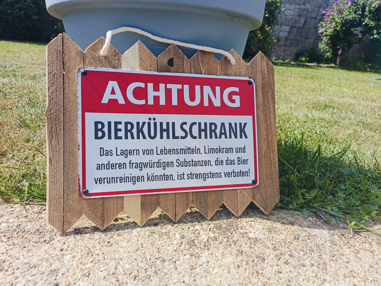 Blechschild  „Bierkühlschrank – Limokram verboten, auf Altholz