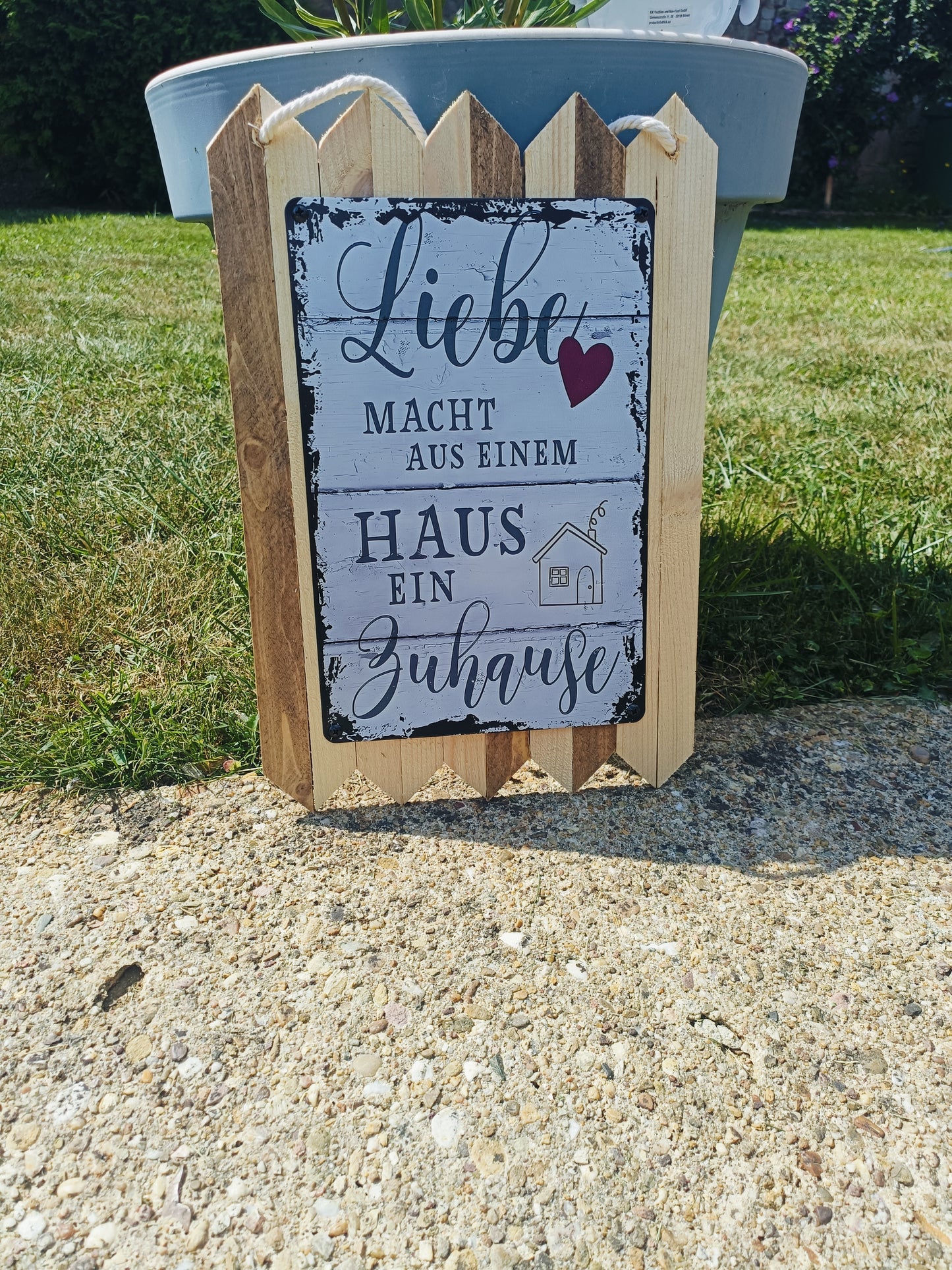 Blechschild " Liebe macht aus einem Haus erst.. " Handgefertigt auf Altholz